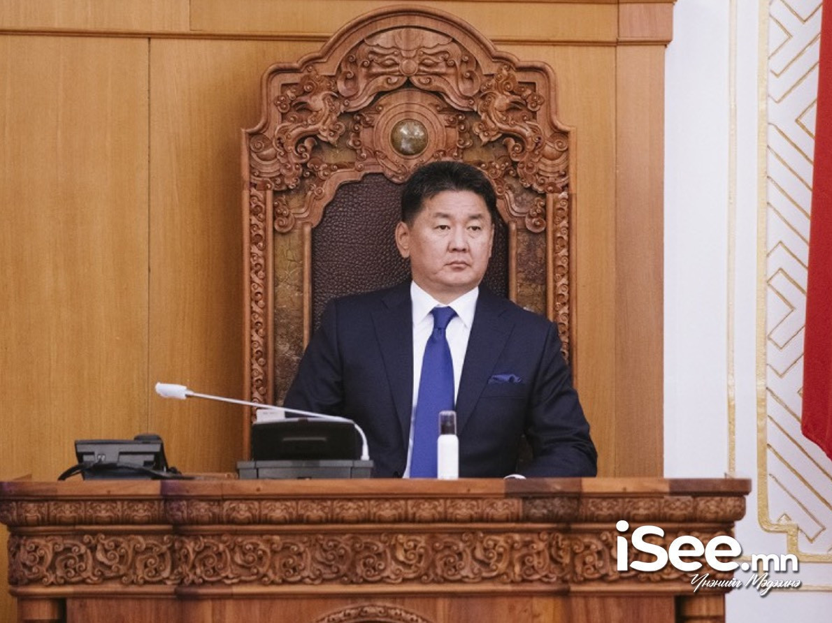 "УИХ-ын гишүүнийг эгүүлэн татах" тухай хуулийн төслийг чуулганаар хэлэлцэж байна